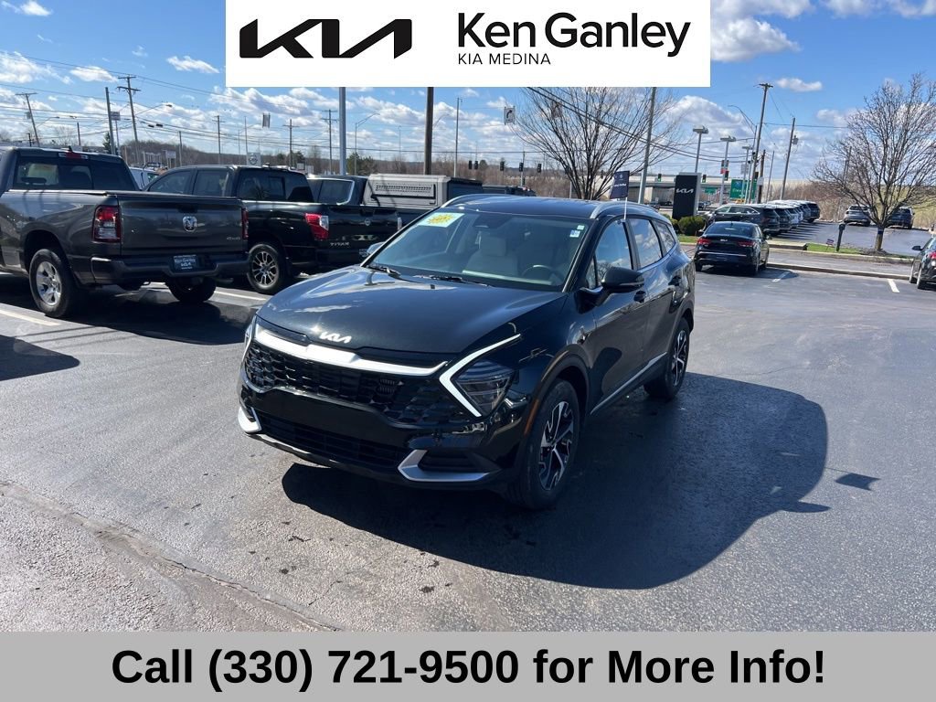 Certified 2025 Kia Sportage EX image 3