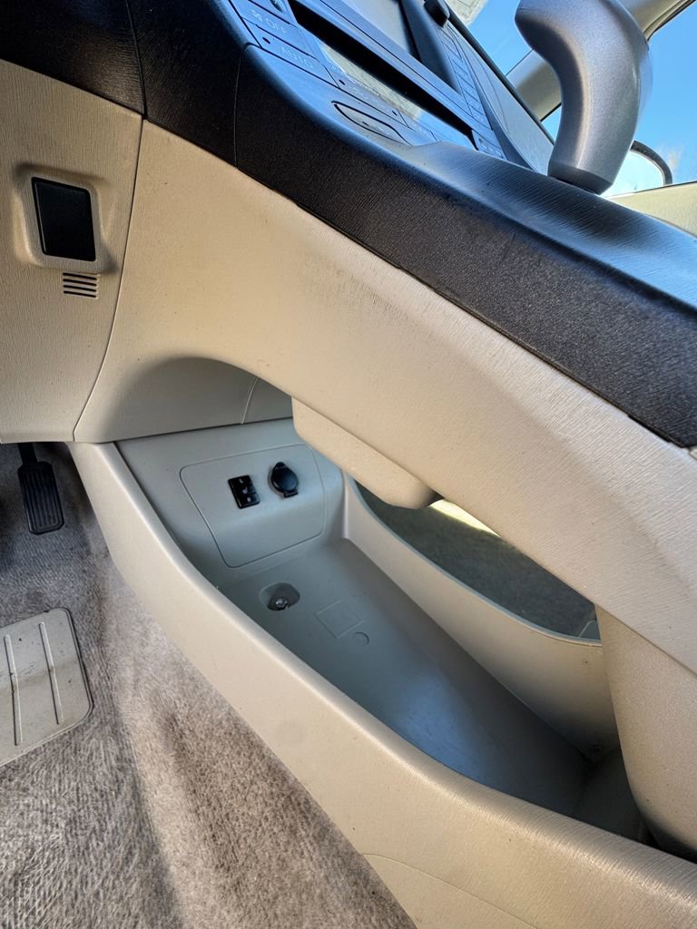 Used 2010 Toyota Prius Five image 17