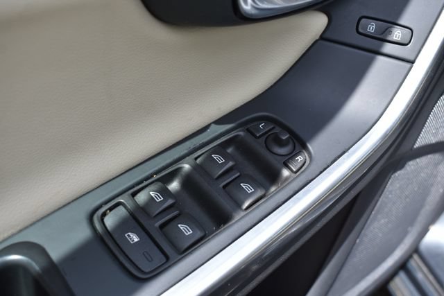 Used 2016 Volvo V60 T5 Premier FWD image 19