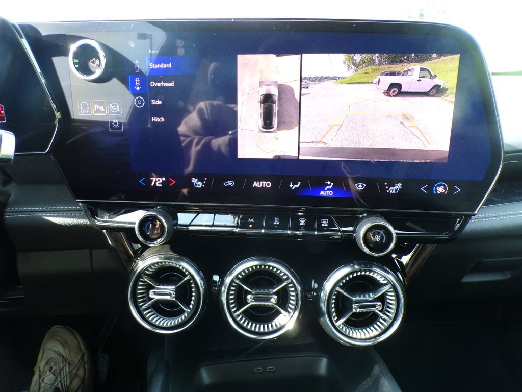 New 2026 Chevrolet Blazer EV LT AWD/4WD image 26