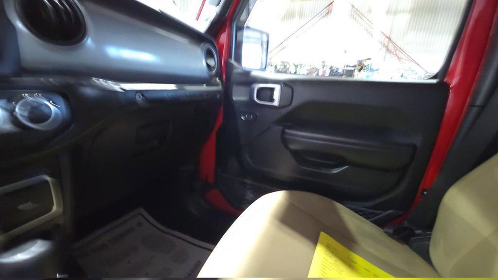 Used 2020 Jeep Wrangler Unlimited Sport S image 18