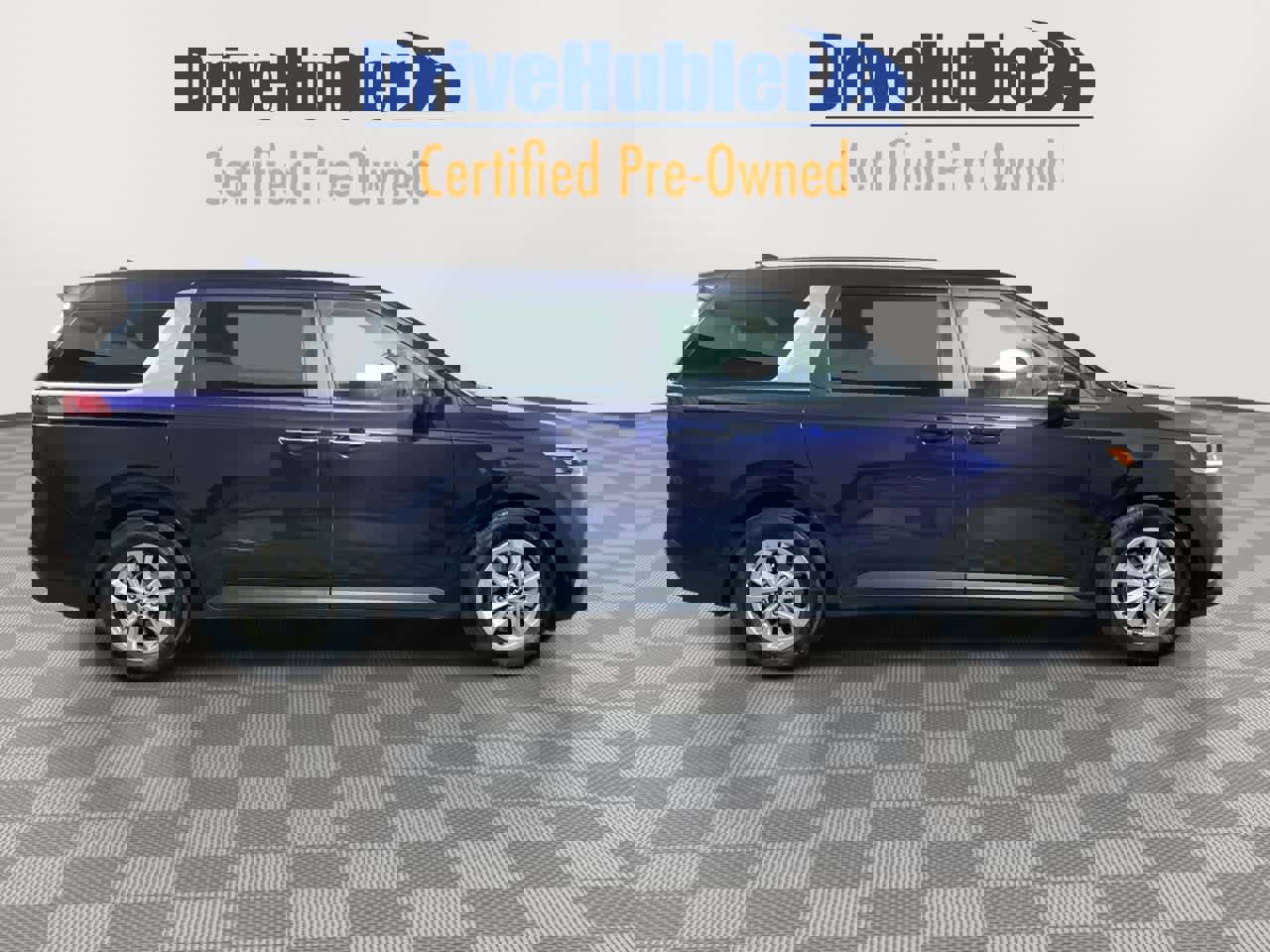 Used 2024 Kia Carnival LX image 9