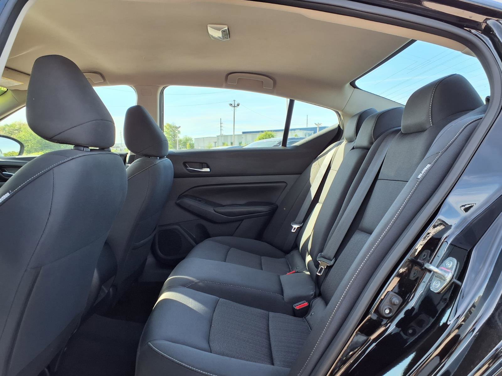 Used 2022 Nissan Altima 2.5 SV image 24