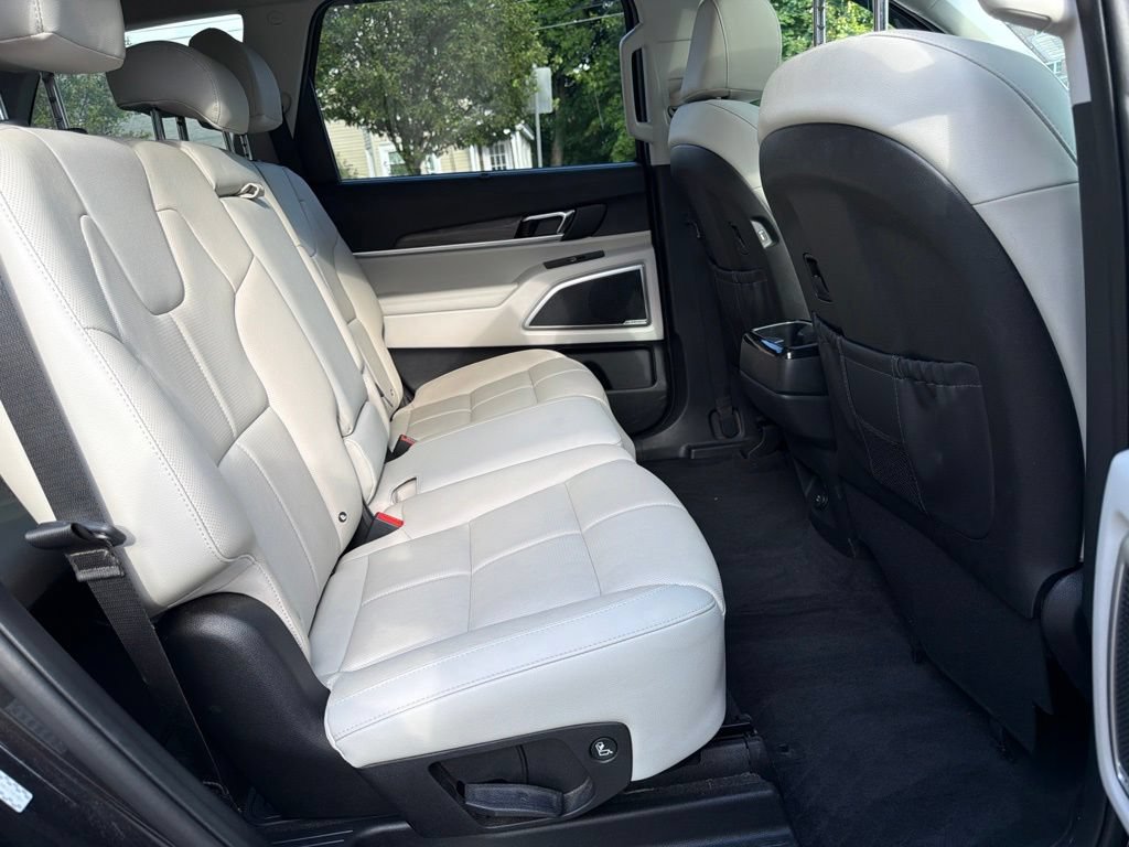 Certified 2021 Kia Telluride EX w/ Towing Package AWD/4WD image 30