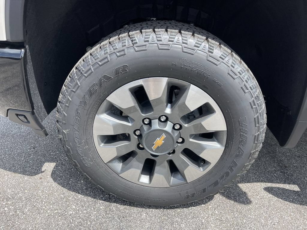 New 2026 Chevrolet Silverado 2500 Custom w/ Custom Value Package AWD/4WD image 10