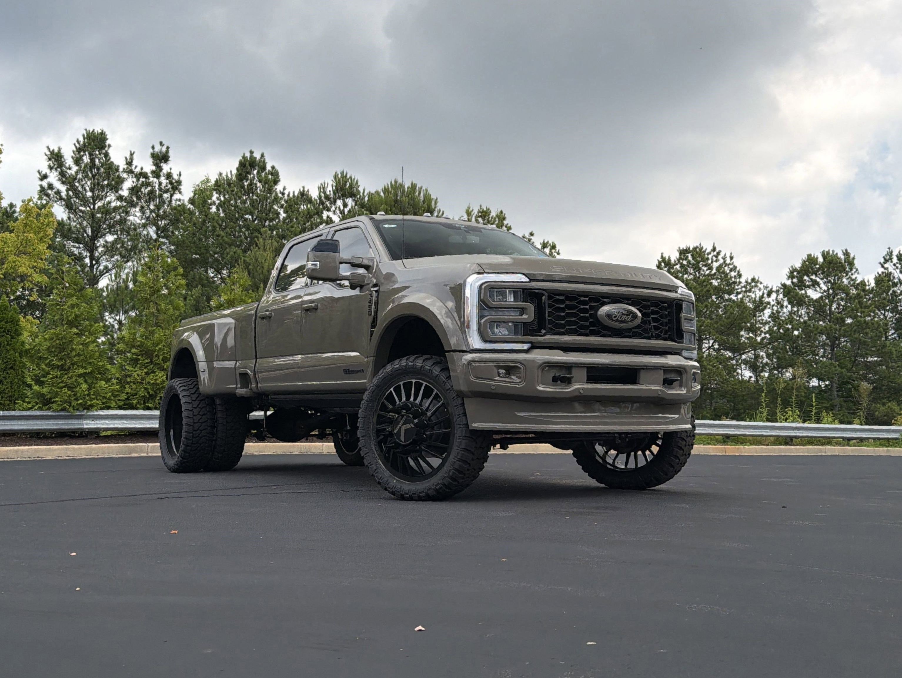 Used 2026 Ford F450 King Ranch w/ Chrome Package AWD/4WD image 2