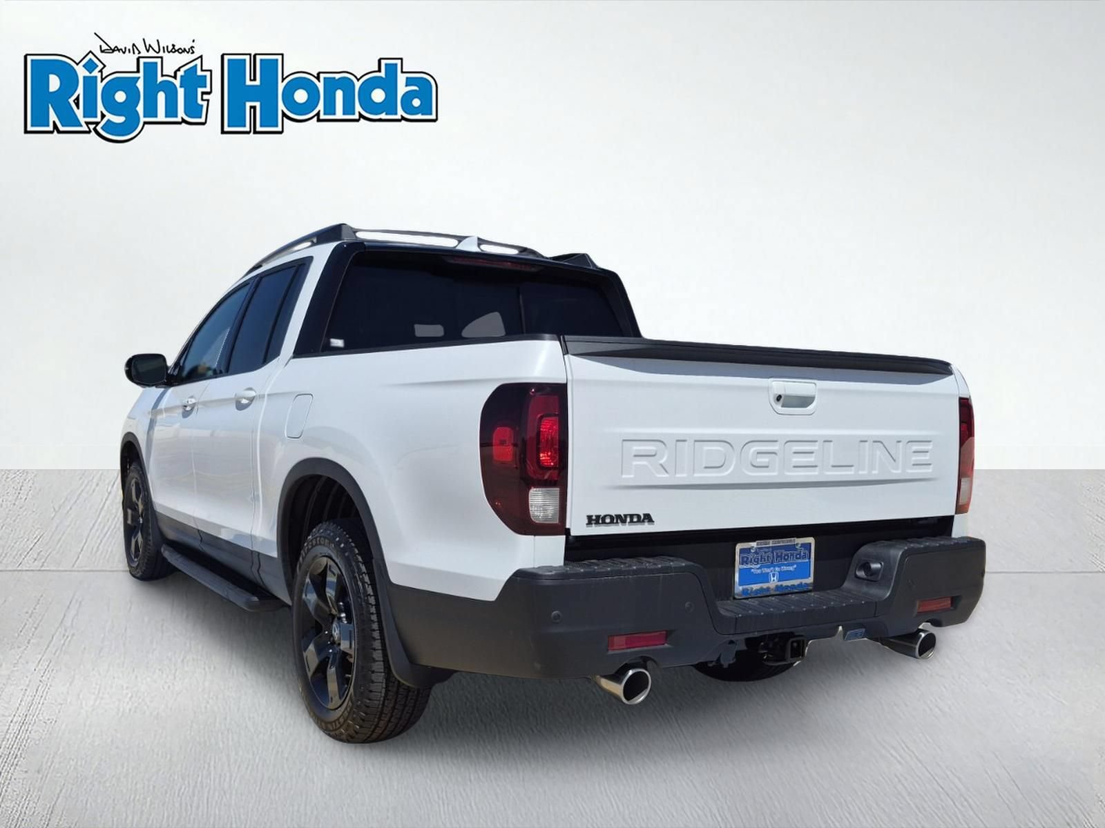 New 2026 Honda Ridgeline Black Edition image 4