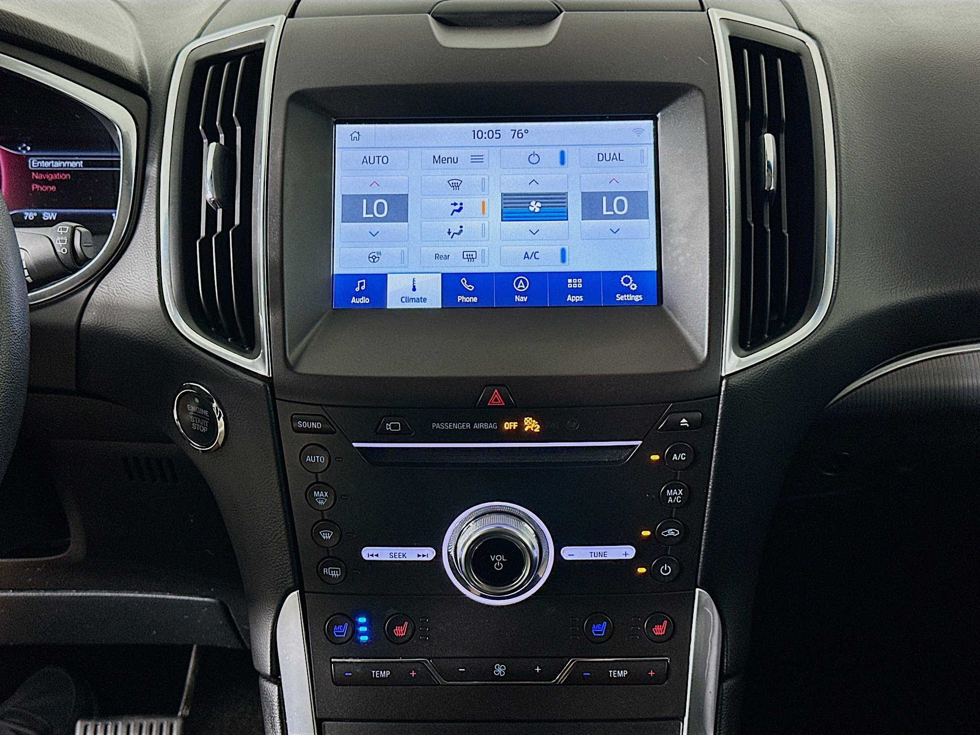 Used 2019 Ford Edge Titanium w/ Equipment Group 301A FWD image 24