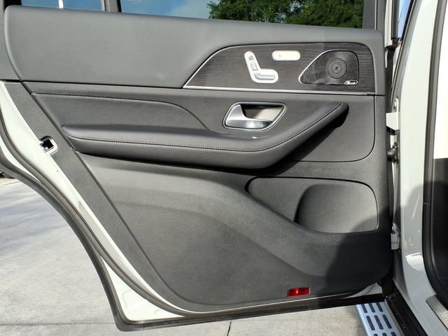 New 2026 Mercedes-Benz GLS 450 4MATIC image 16