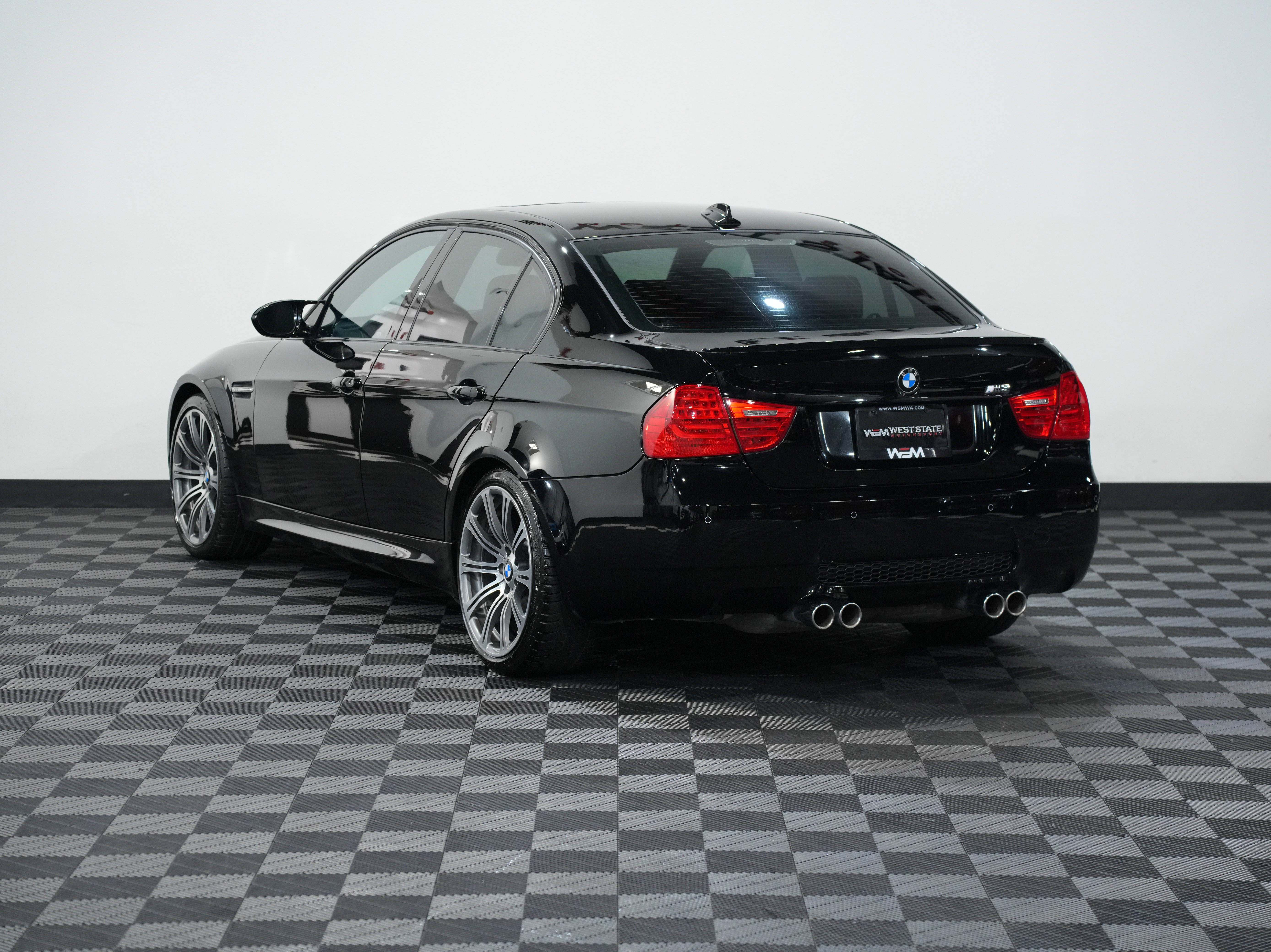 Used 2011 BMW M3 Sedan image 8