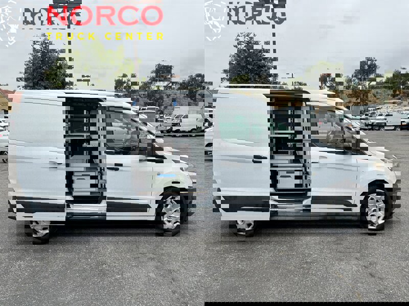 Used 2016 Ford Transit Connect XL image 2