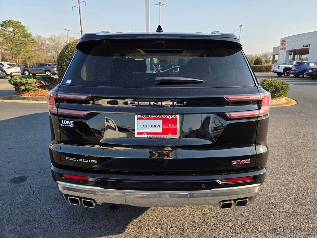 Used 2024 GMC Acadia Denali w/ Super Cruise Package image 9