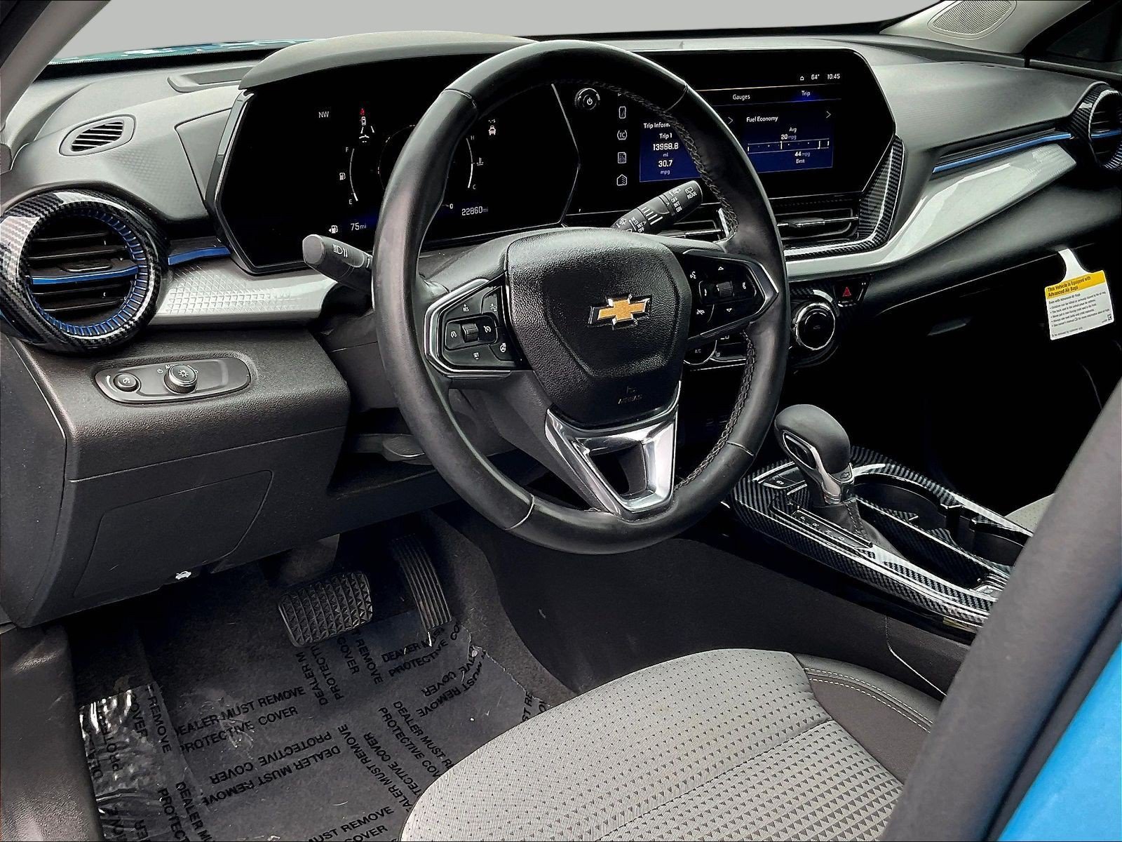 Used 2025 Chevrolet Trax LT w/ Driver Confidence Package FWD image 20