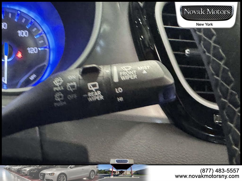 Used 2025 Chrysler Pacifica Select image 22