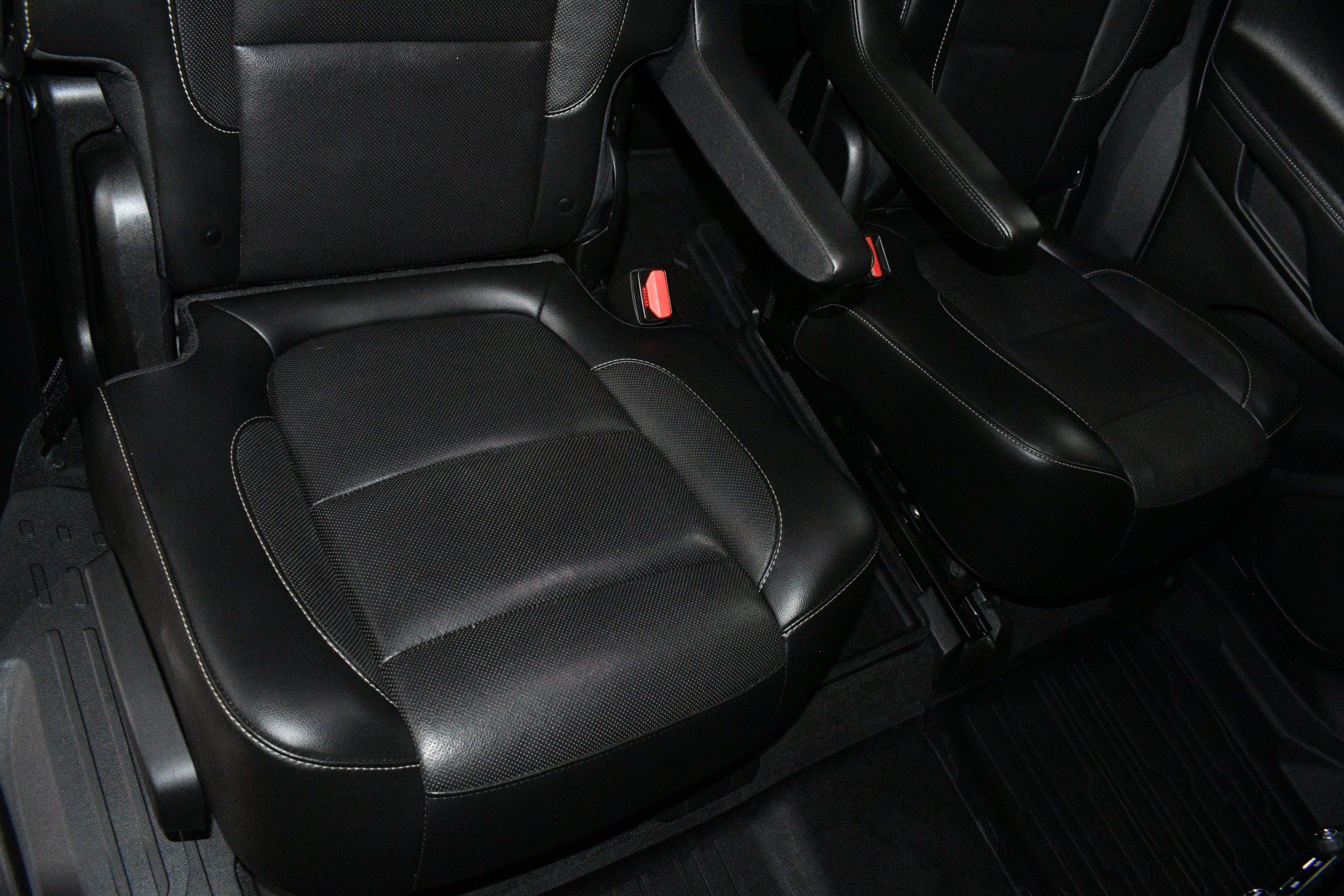 Used 2019 GMC Acadia SLT FWD image 20