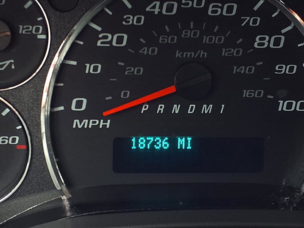 Used 2024 Chevrolet Express 2500 2500 w/ Driver Convenience Package image 15