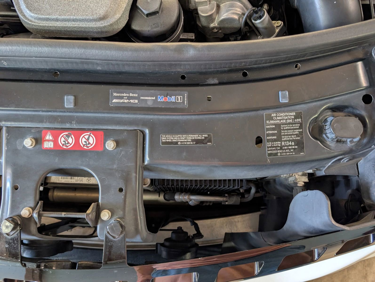 Used 2011 Mercedes-Benz ML 63 AMG 4MATIC image 22