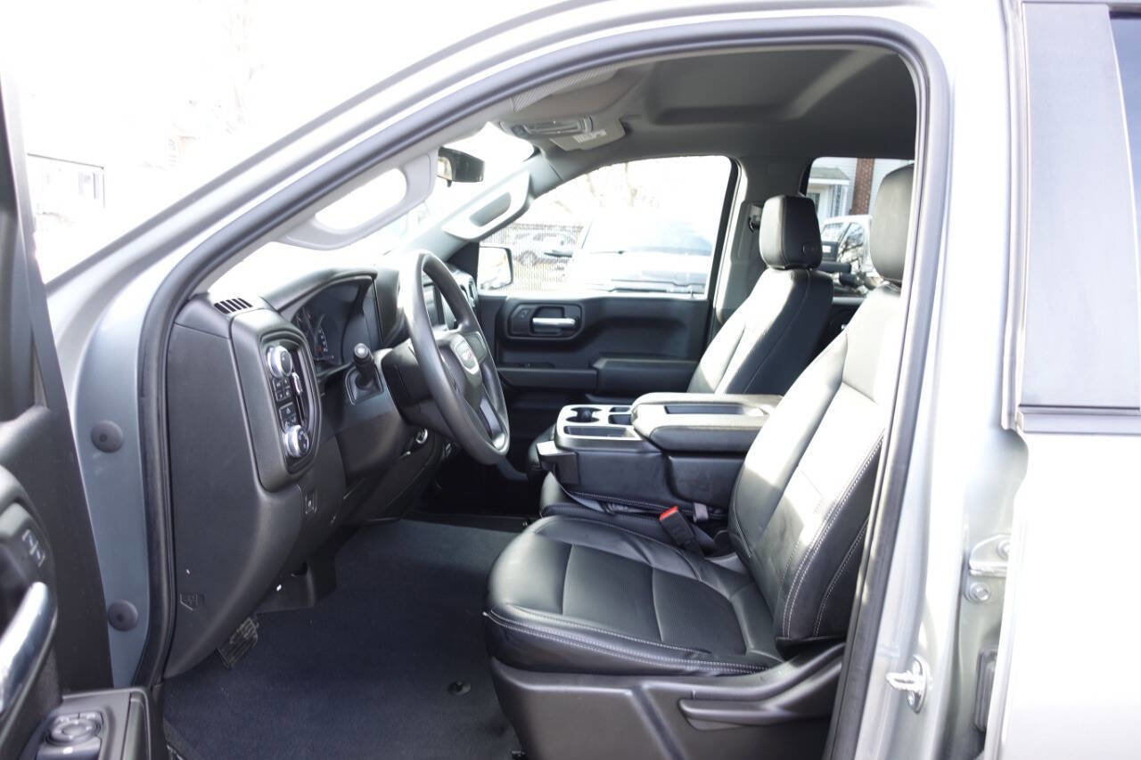 Used 2023 GMC Sierra 1500 Pro w/ Graphite Edition image 16