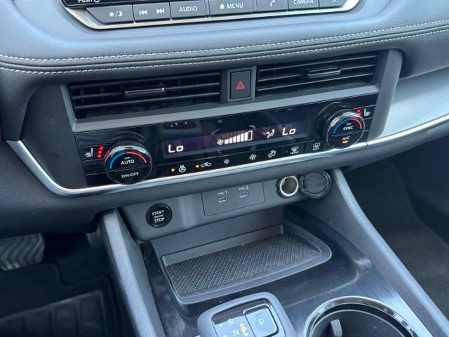 Used 2026 Nissan Rogue Dark Armor FWD image 19