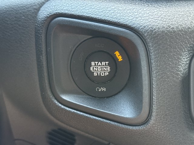 Used 2024 Jeep Wrangler Unlimited w/ Convenience Group AWD/4WD image 21