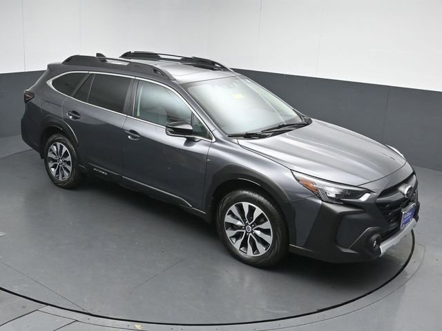 Used 2023 Subaru Outback Limited image 41