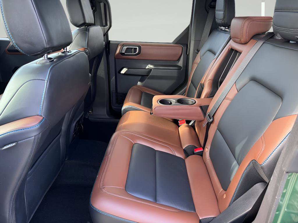 Used 2024 Ford Bronco Outer Banks image 35