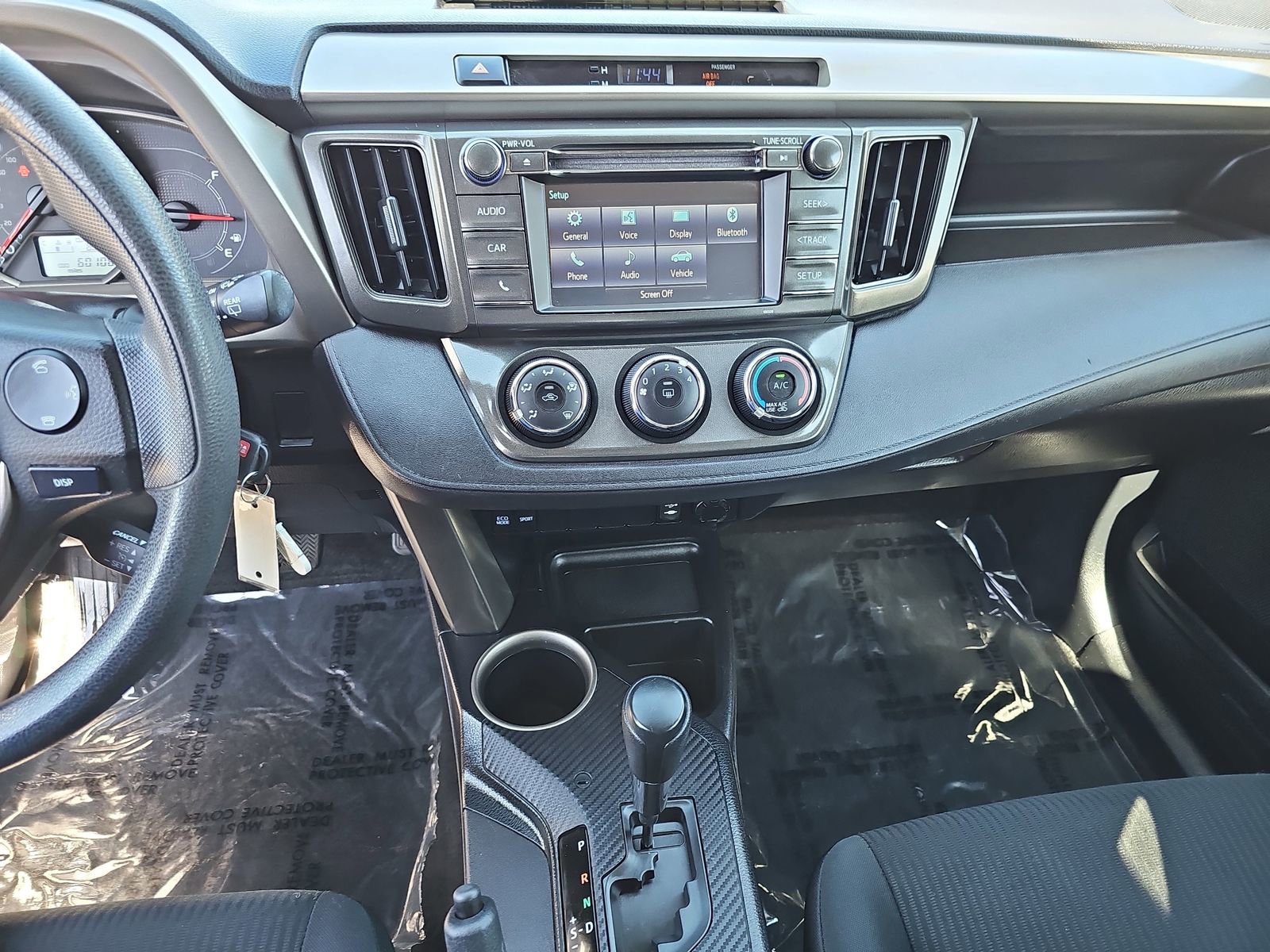 Used 2015 Toyota RAV4 LE image 21