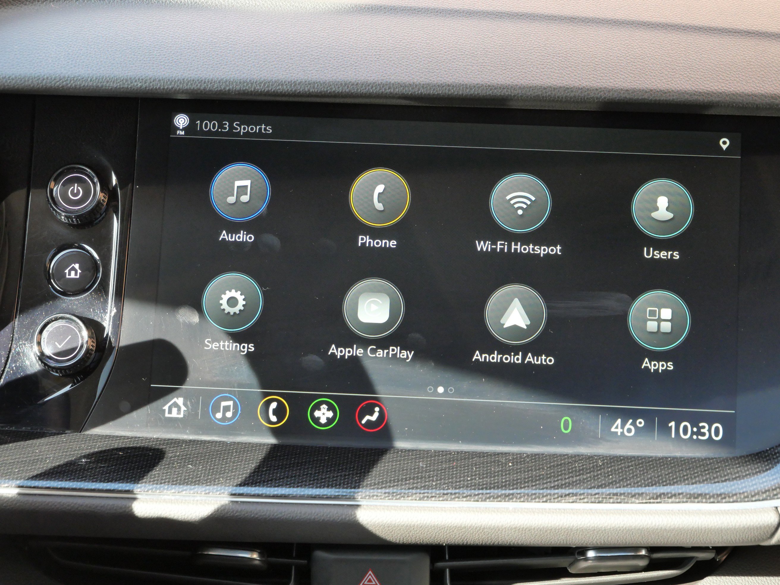 Used 2023 Buick Envision Essence w/ Sport Touring Package image 17