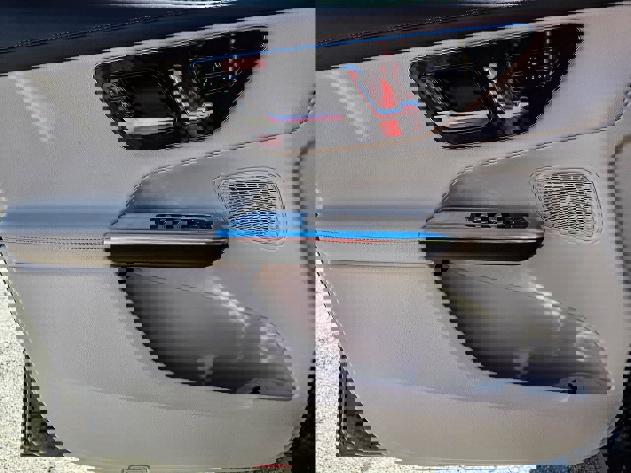 Used 2024 Mercedes-Benz GLC 300 GLC 300 image 13