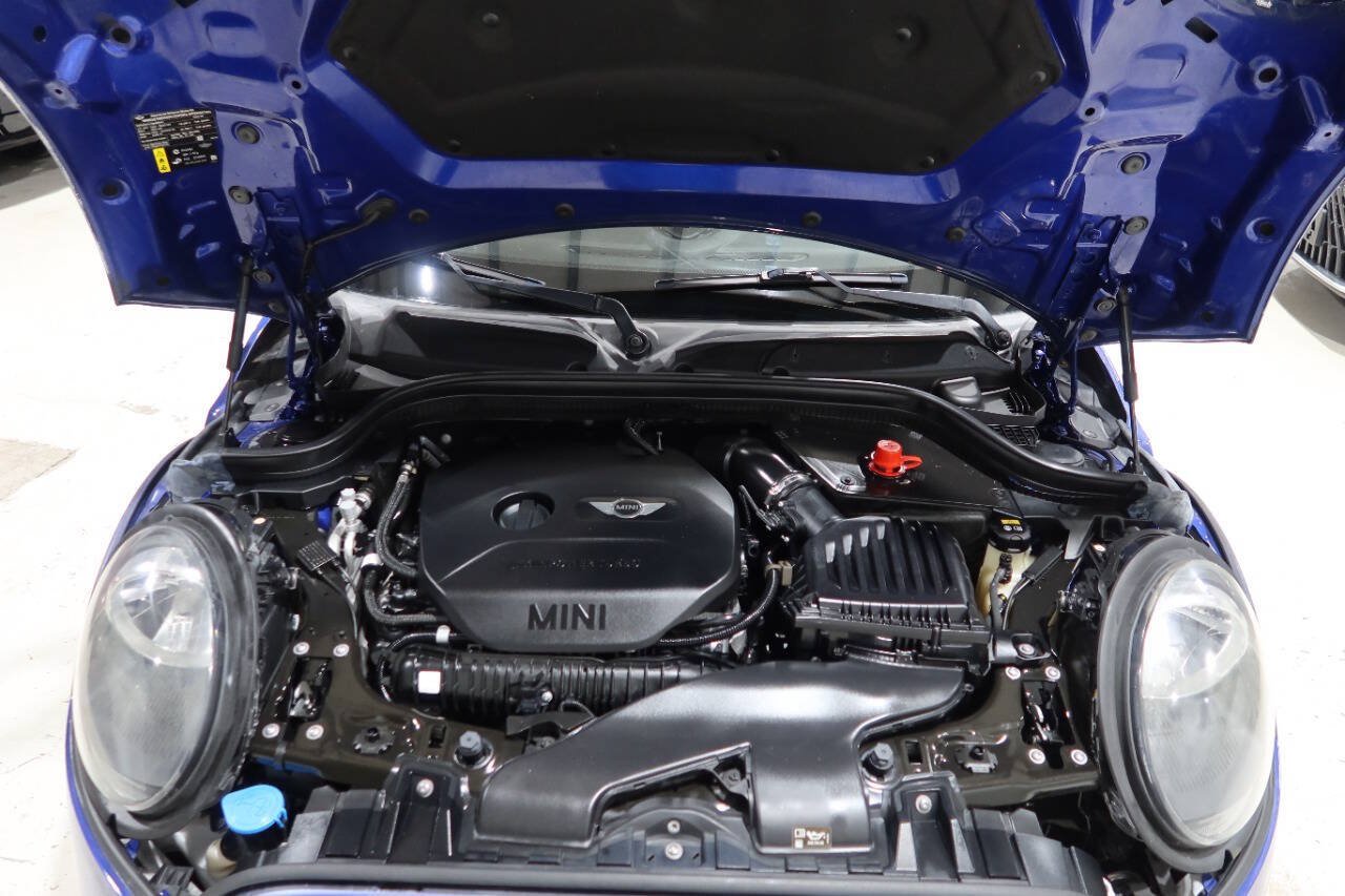 Used 2019 MINI Cooper S w/ Signature Upholstery Package FWD image 9