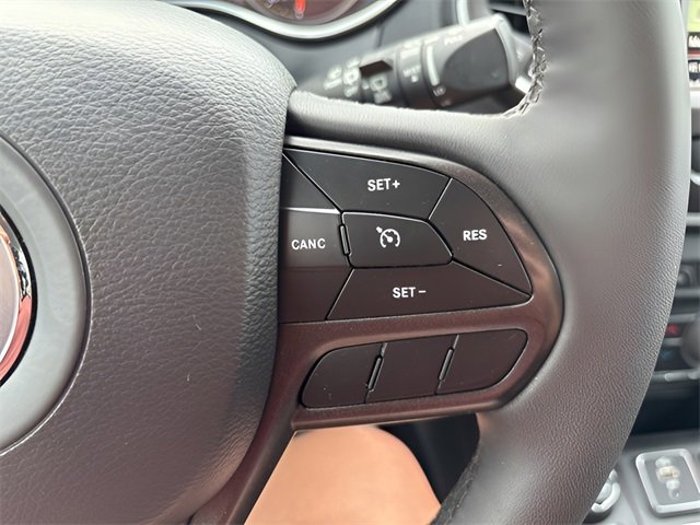 Used 2022 Jeep Cherokee Trailhawk w/ Trailer Tow Group image 10