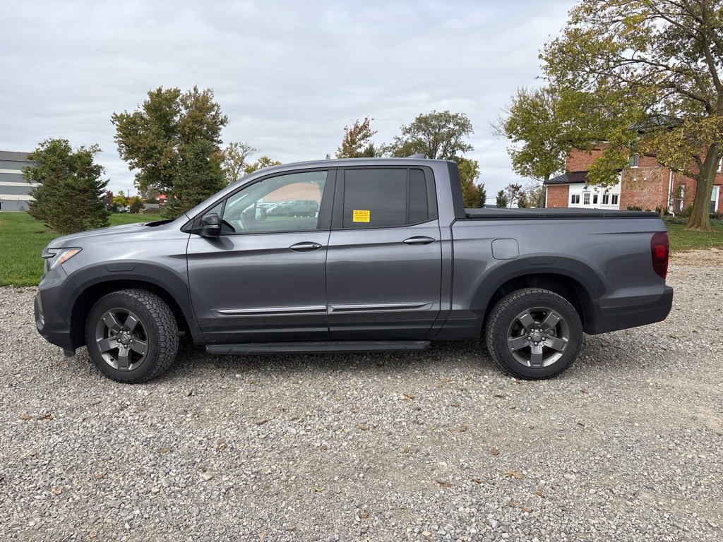 Used 2025 Honda Ridgeline TrailSport image 7