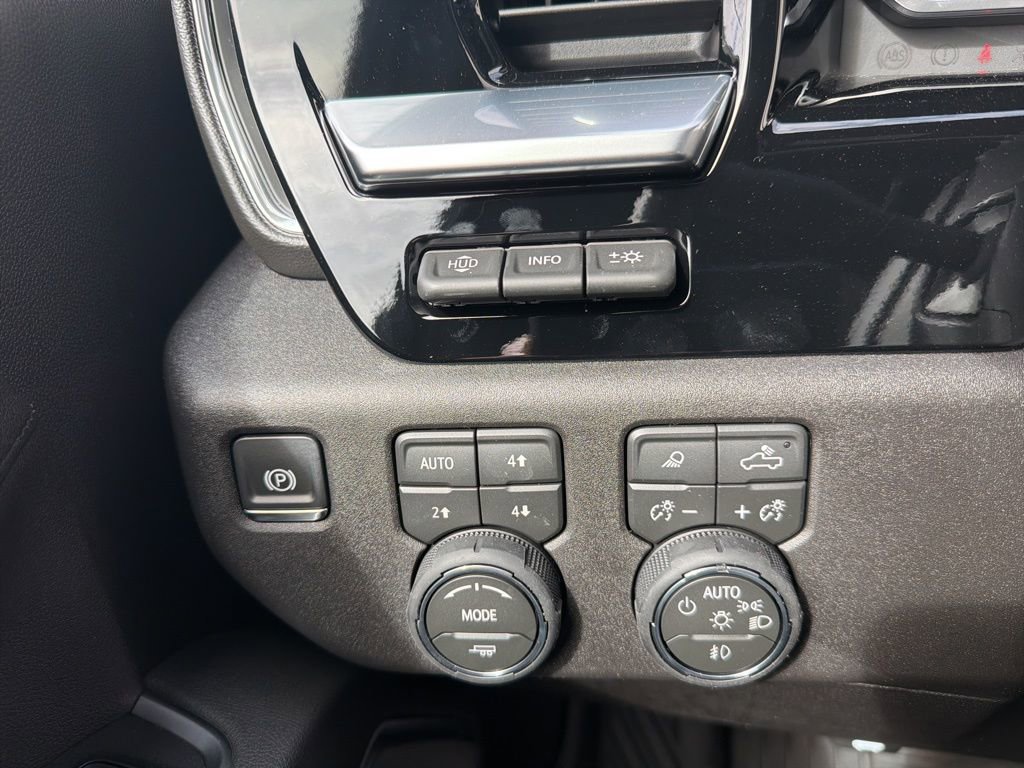 New 2026 Chevrolet Silverado 3500 High Country w/ High Country Premium Package image 23