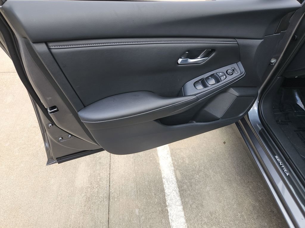 Certified 2025 Nissan Sentra SV w/ Trunk Package image 27