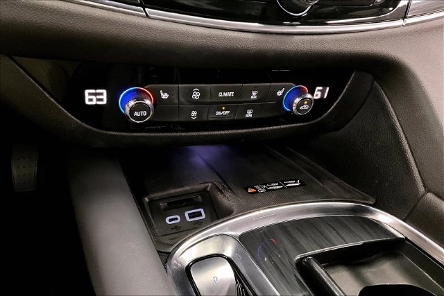 Used 2024 Buick Enclave Essence w/ Sport Touring Edition FWD image 29