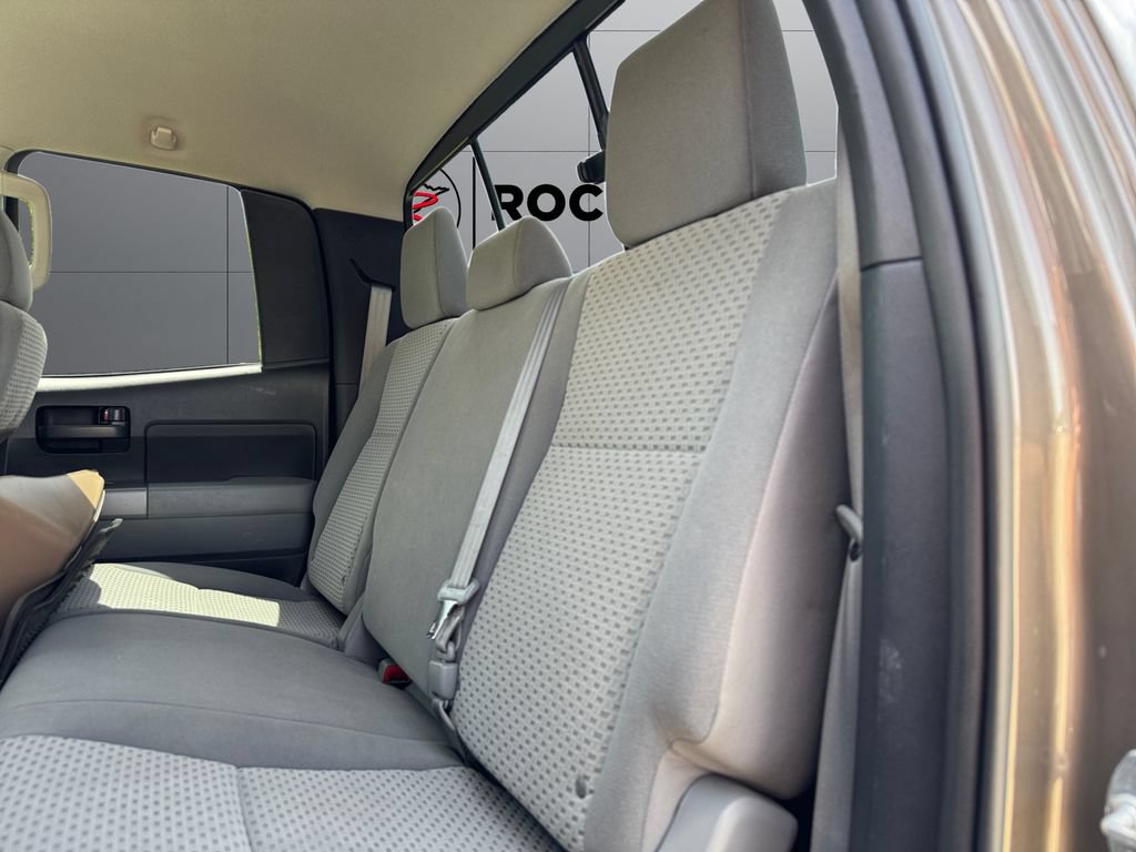 Used 2013 Toyota Tundra 4x4 Double Cab w/ Tow Pkg image 18