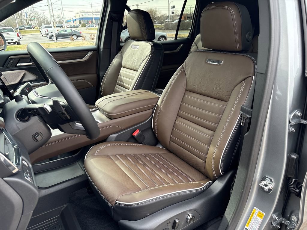 New 2026 GMC Acadia Denali Ultimate w/ LPO, Floor Liner Package FWD image 15