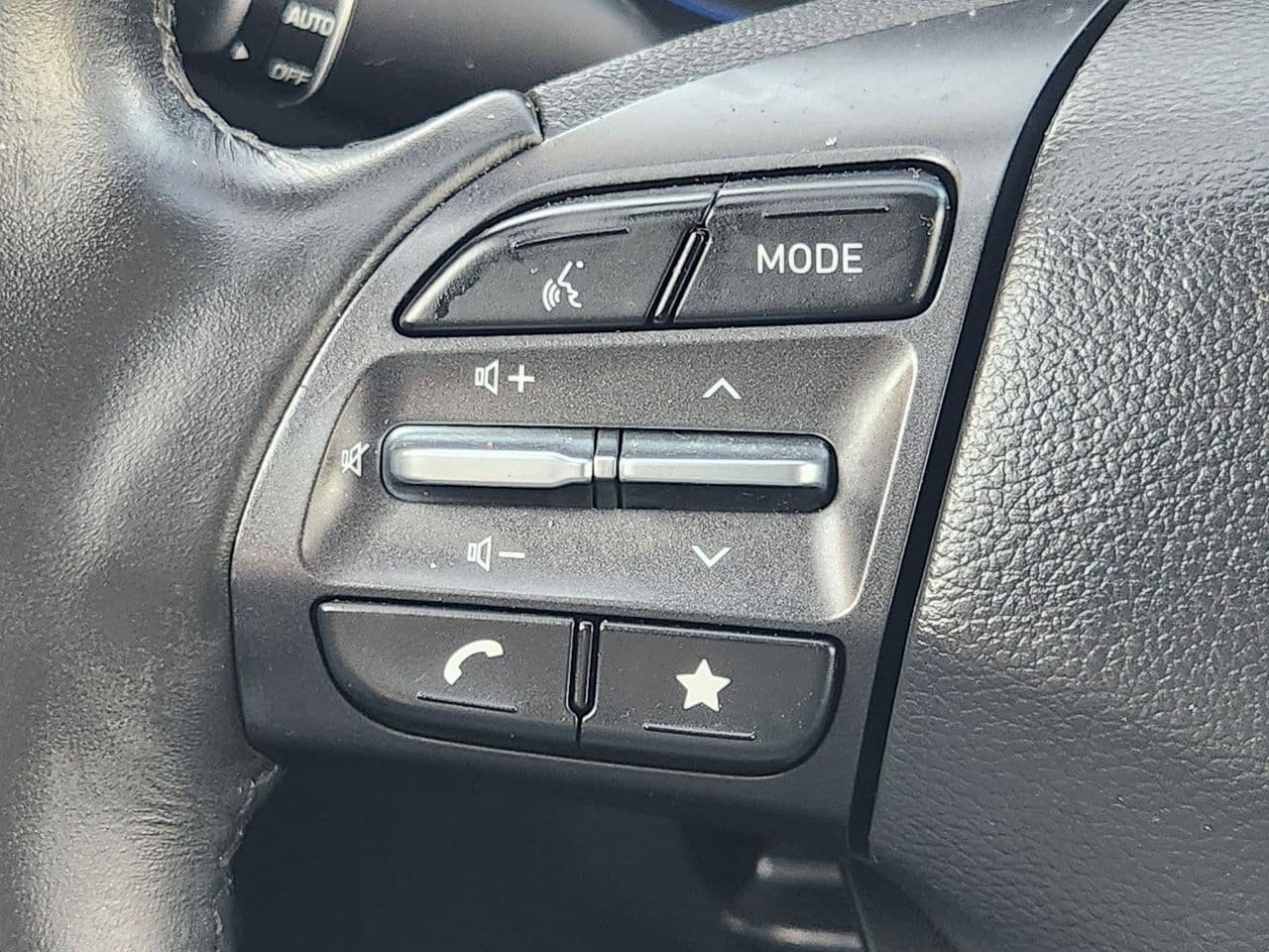 Used 2023 Hyundai Kona SEL w/ Convenience Package FWD image 27