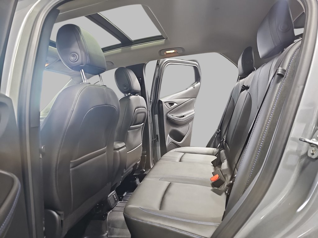 Used 2025 Buick Encore GX Sport Touring w/ Experience Buick Package AWD/4WD image 18