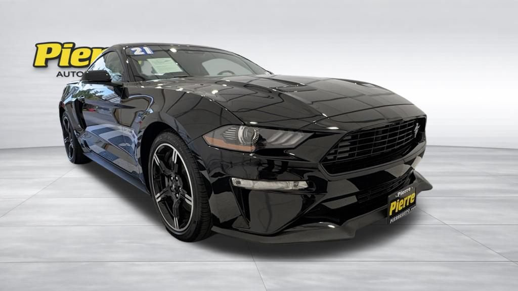 Used 2021 Ford Mustang GT Premium w/ Equipment Group 401A RWD image 6