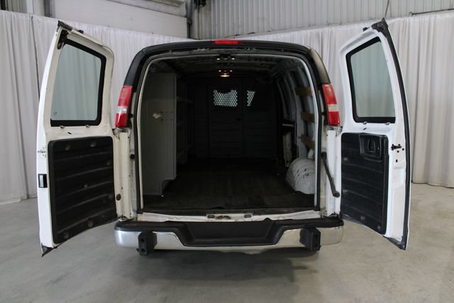 Used 2017 GMC Savana 2500 RWD image 38