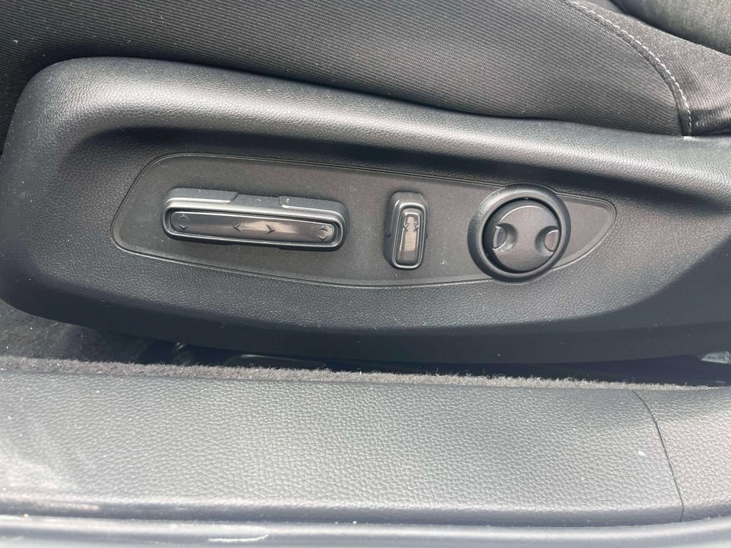 Certified 2024 Honda Accord EX image 19