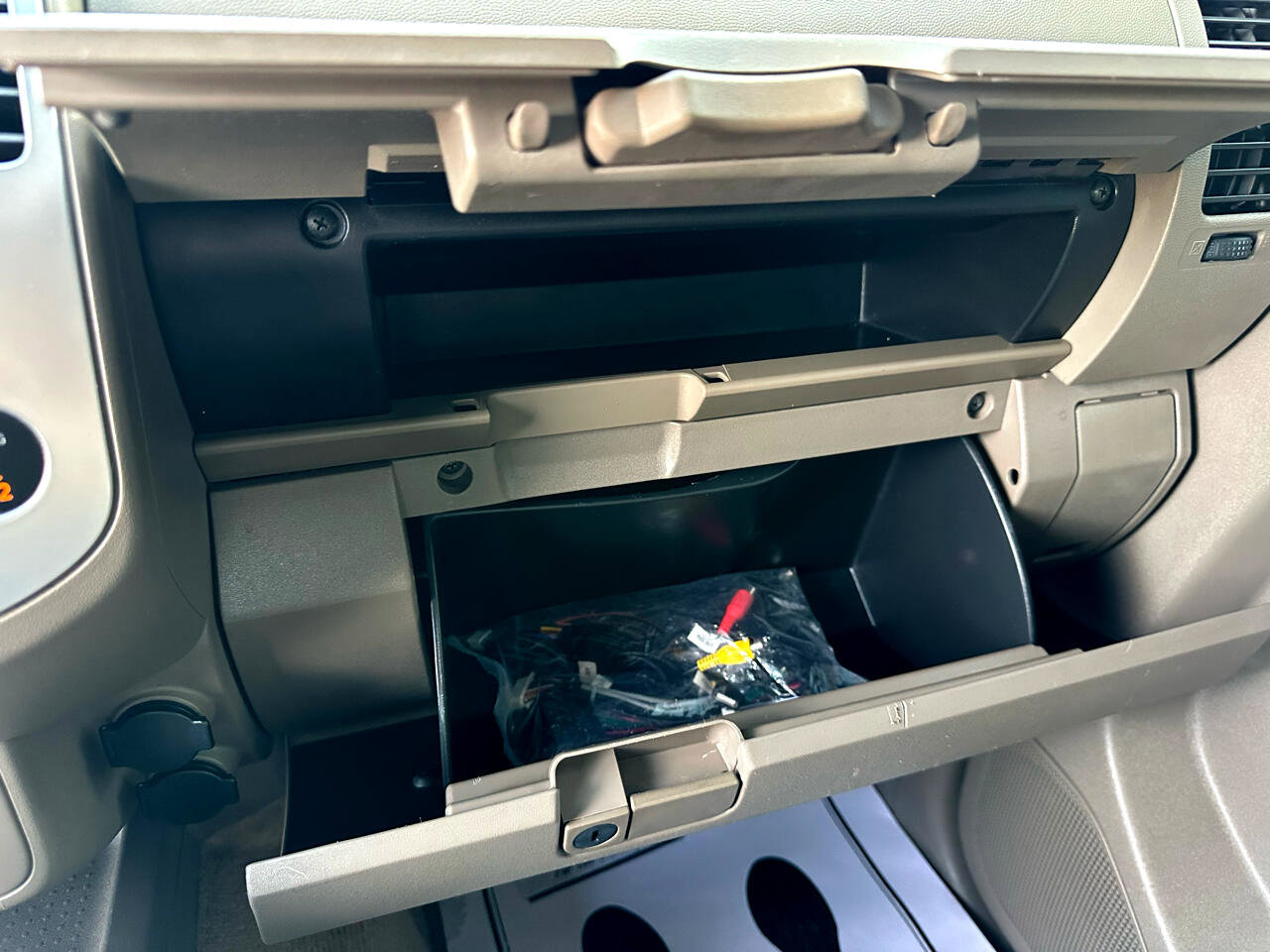 Used 2013 Nissan Frontier SV w/ SV Value Truck Pkg image 47