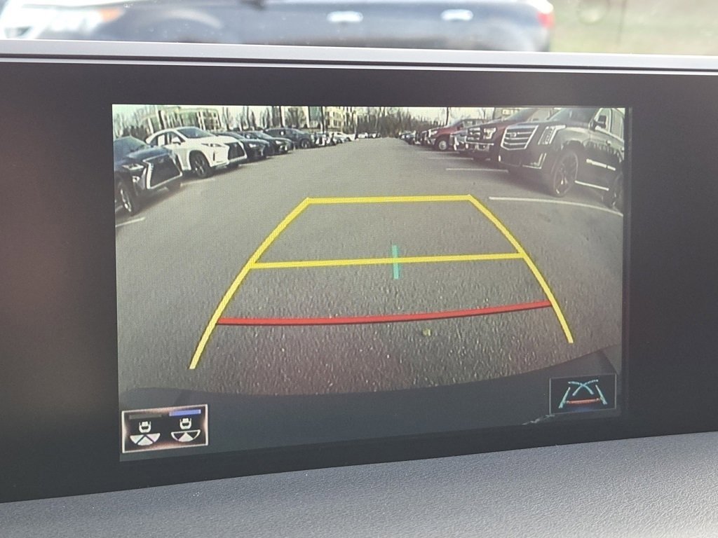 Used 2019 Lexus UX 200 F Sport image 13