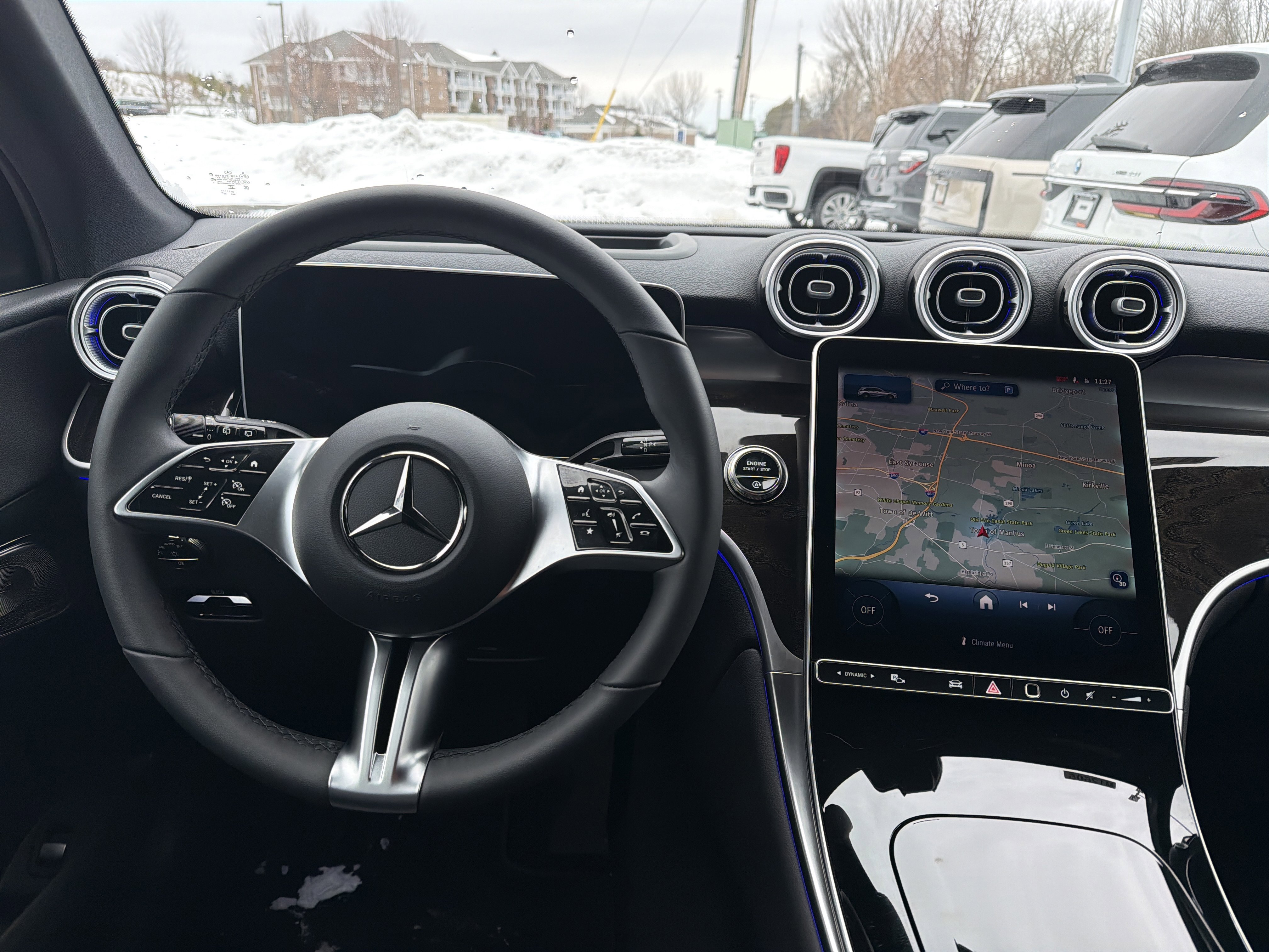 Used 2026 Mercedes-Benz GLC 300 4MATIC image 12