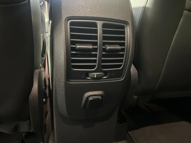 Used 2019 Ford Escape SEL AWD/4WD image 36