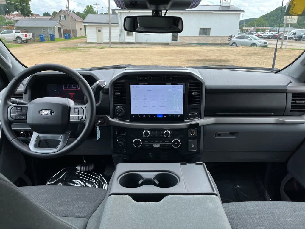 Used 2024 Ford F150 XLT image 23