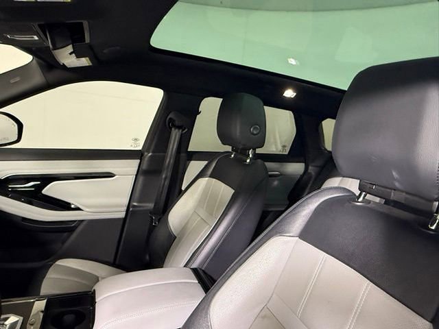 Used 2022 Land Rover Range Rover Evoque R-Dynamic SE image 6