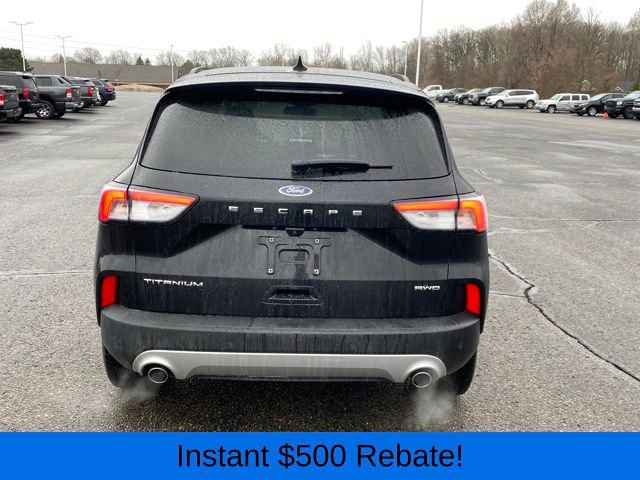 Used 2022 Ford Escape Titanium image 5