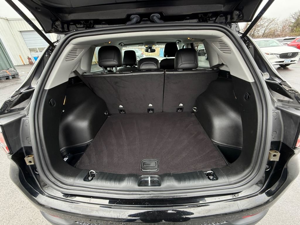 Used 2022 Jeep Compass Latitude image 23